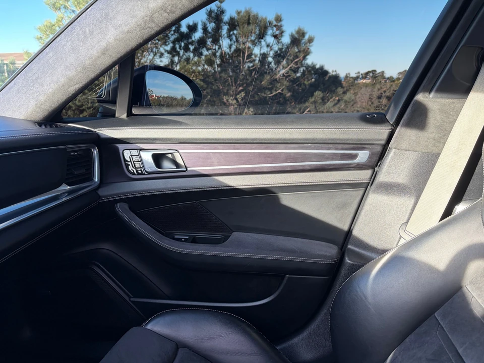 2020 Porsche 971 Panamera GTS - Image 20 of 31