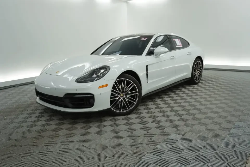 2020 Porsche 971 Panamera GTS - Image 7 of 7