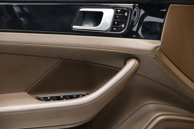 2020 Porsche 971 Panamera GTS - Image 12 of 31