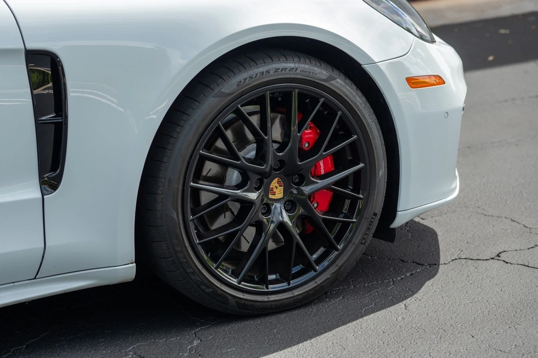 2020 Porsche 971 Panamera GTS - Image 10 of 12
