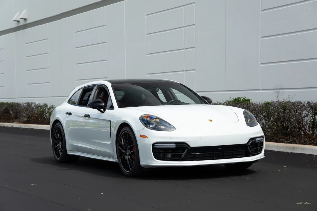 2020 Porsche 971 Panamera GTS - Image 4 of 12