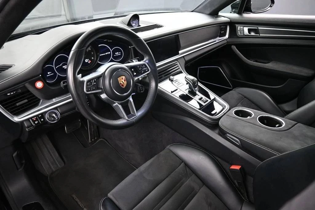 2020 Porsche 971 Panamera GTS - Image 4 of 5