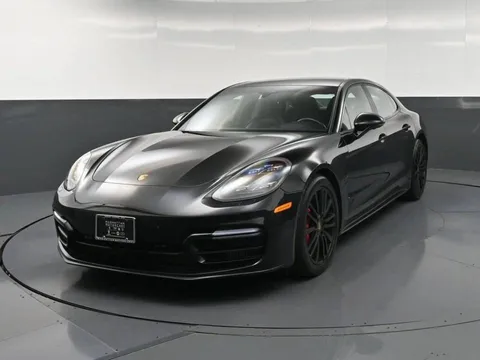 2020 Porsche Panamera GTS