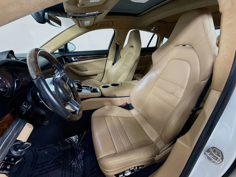 2020 Porsche 971 Panamera GTS - Image 5 of 5