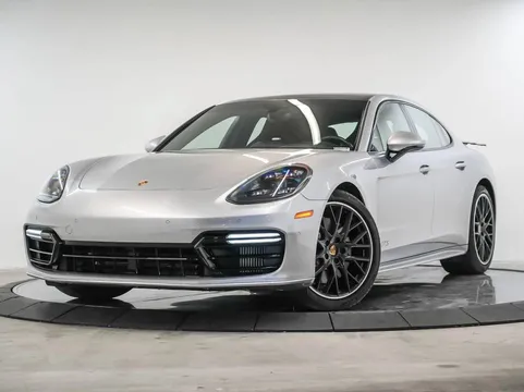 2020 Porsche Panamera GTS