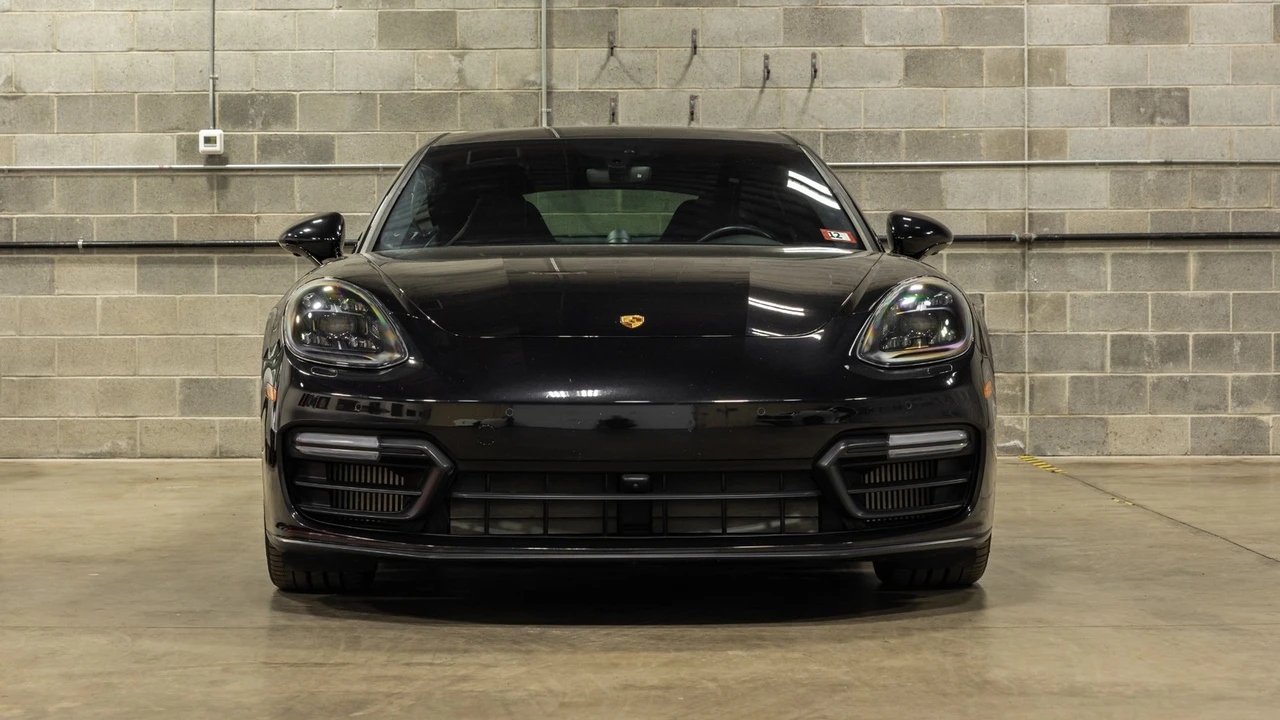 2020 Porsche 971 Panamera GTS - Image 2 of 21