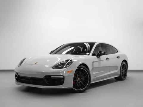 2020 Porsche Panamera GTS