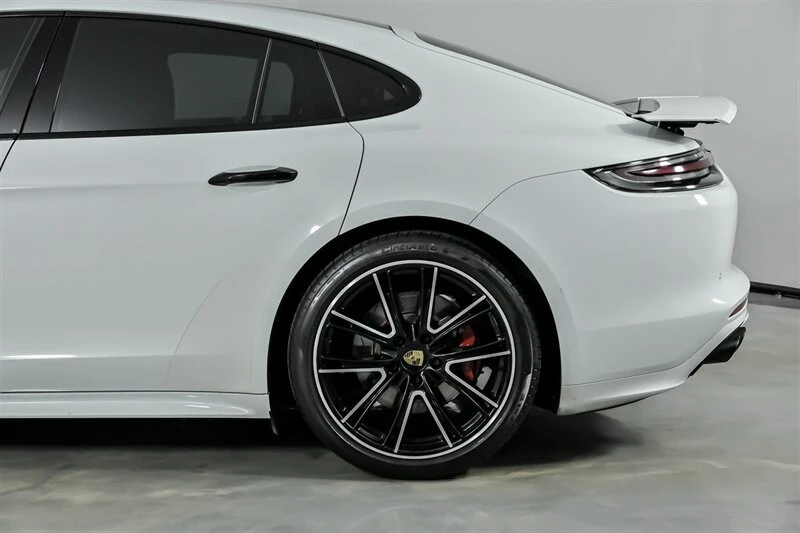 2020 Porsche 971 Panamera GTS - Image 9 of 12