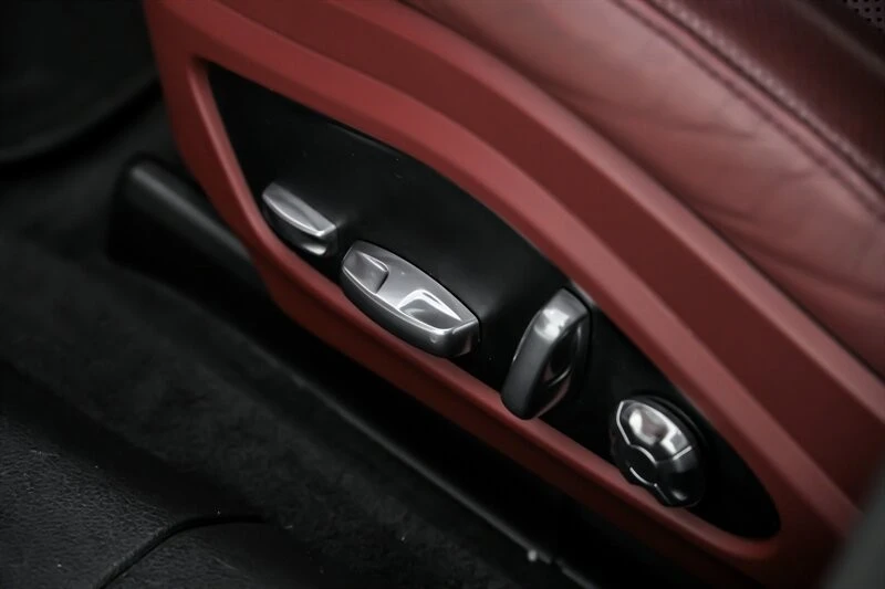 2020 Porsche 971 Panamera GTS - Image 26 of 31