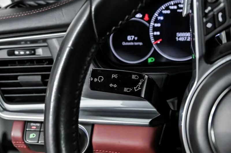 2020 Porsche 971 Panamera GTS - Image 29 of 31