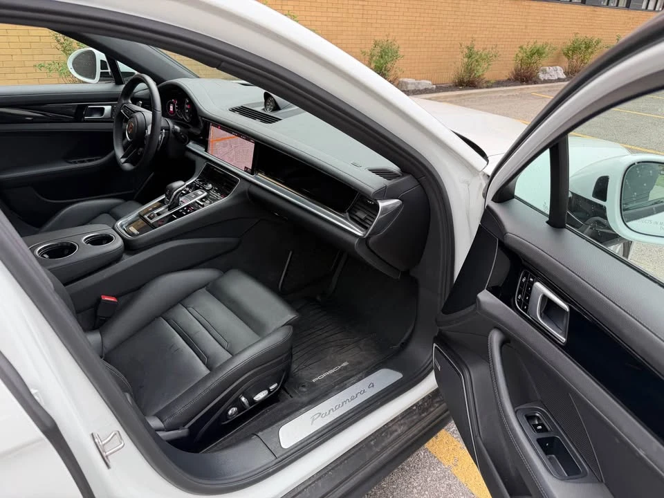 2020 Porsche 971 Panamera - Image 9 of 20