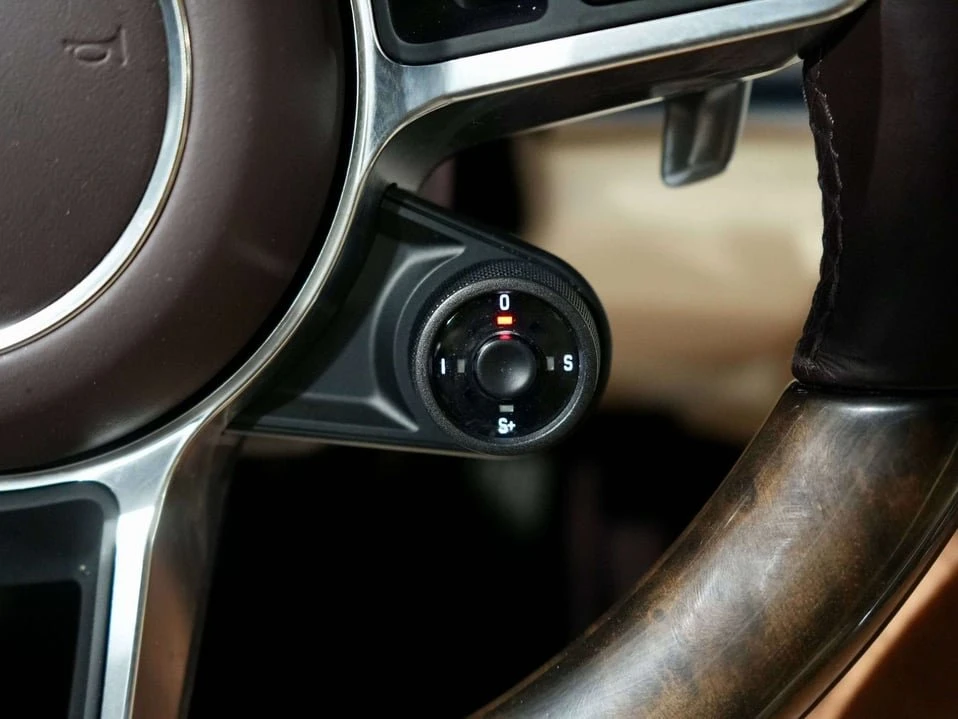 2020 Porsche 971 Panamera - Image 19 of 20