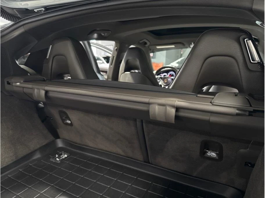 2020 Porsche 971 Panamera - Image 18 of 19