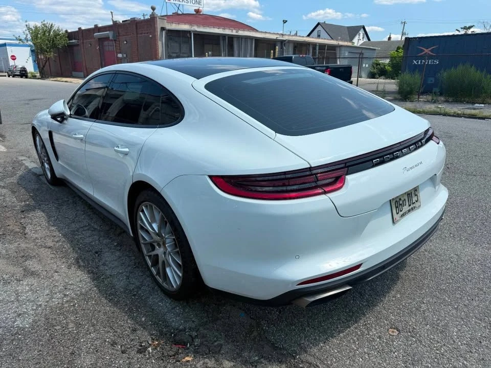 2020 Porsche 971 Panamera - Image 4 of 9