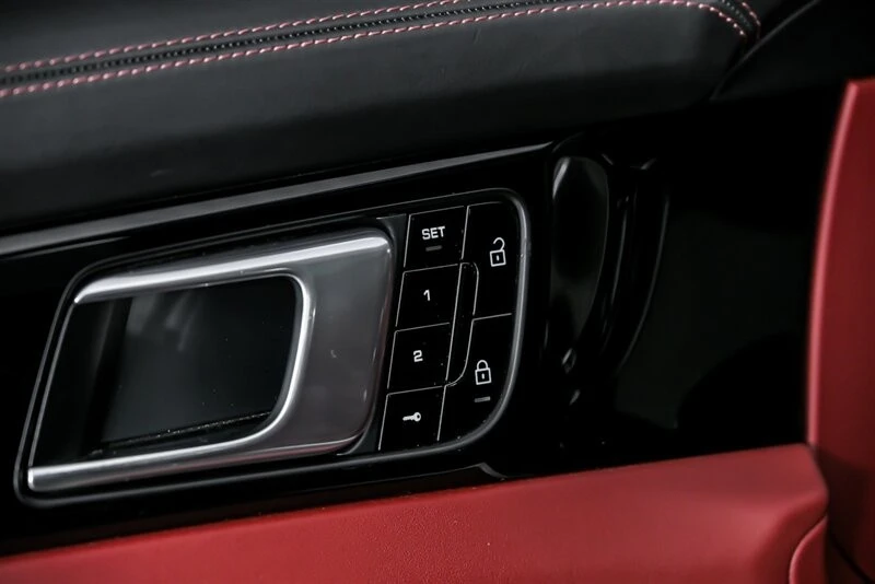 2020 Porsche 971 Panamera - Image 19 of 21