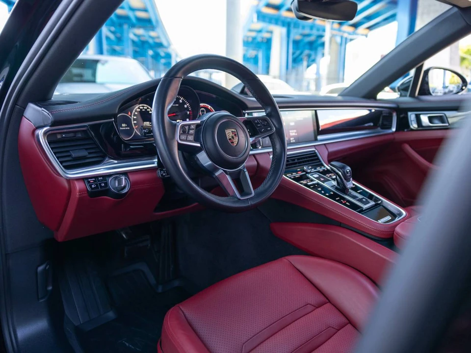 2020 Porsche 971 Panamera - Image 4 of 5