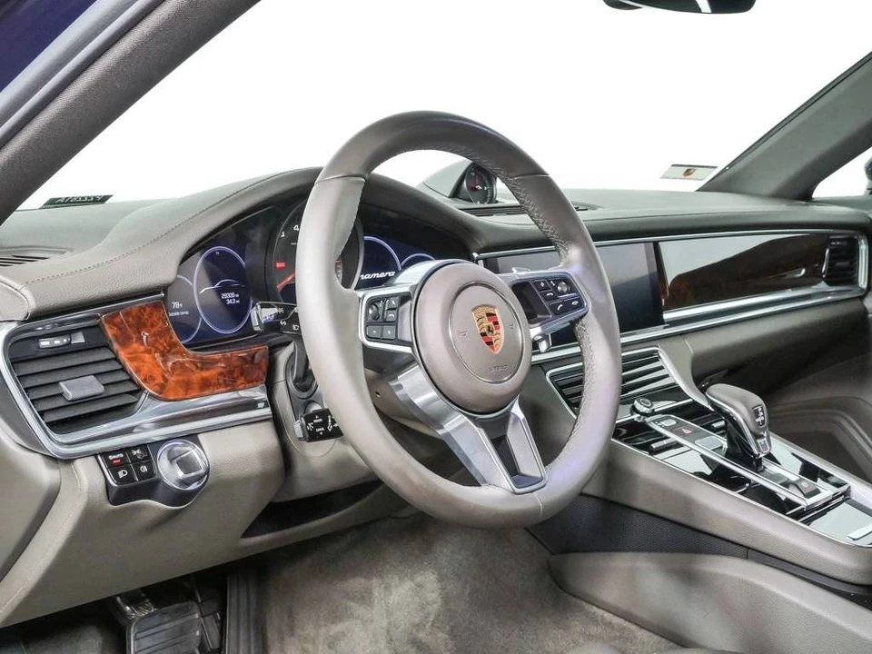2020 Porsche 971 Panamera - Image 4 of 5
