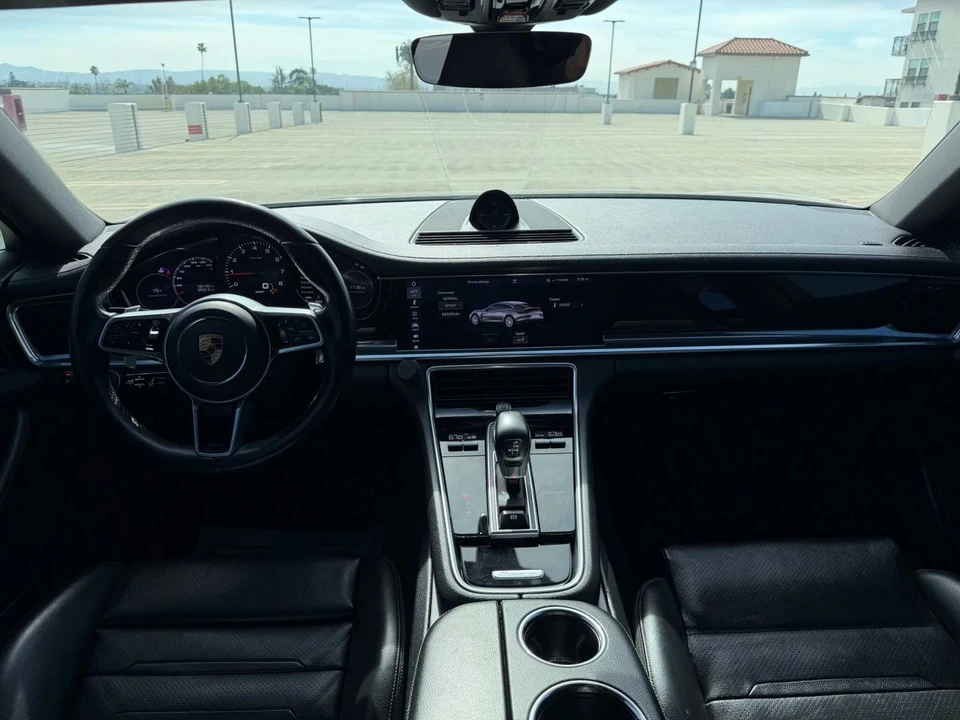 2020 Porsche 971 Panamera - Image 11 of 18