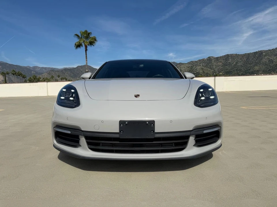 2020 Porsche 971 Panamera - Image 8 of 18