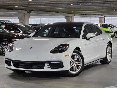 2020 Porsche Panamera