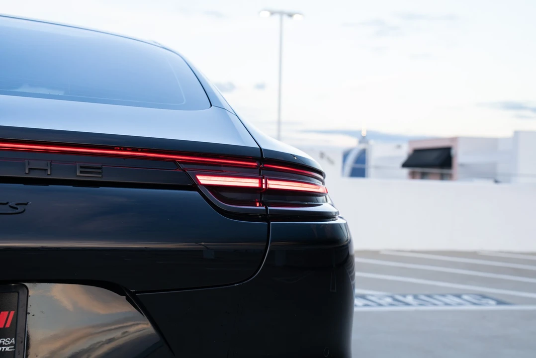 2020 Porsche 971 Panamera - Image 14 of 21