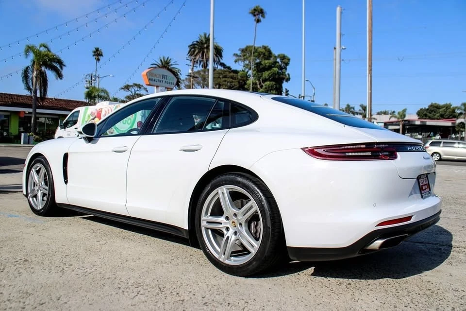 2020 Porsche 971 Panamera - Image 3 of 20