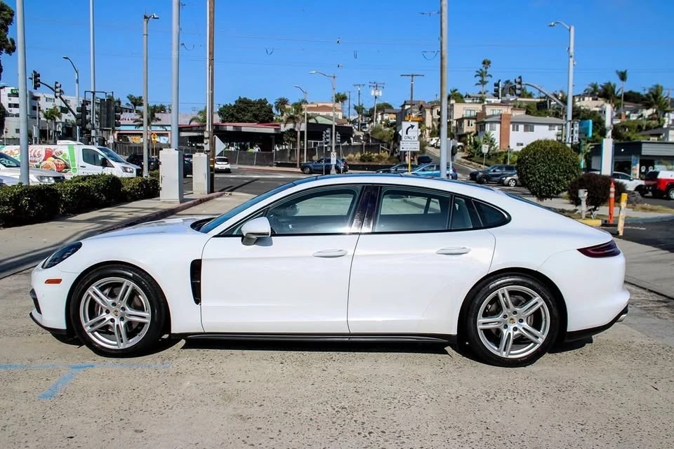 2020 Porsche 971 Panamera - Image 2 of 20