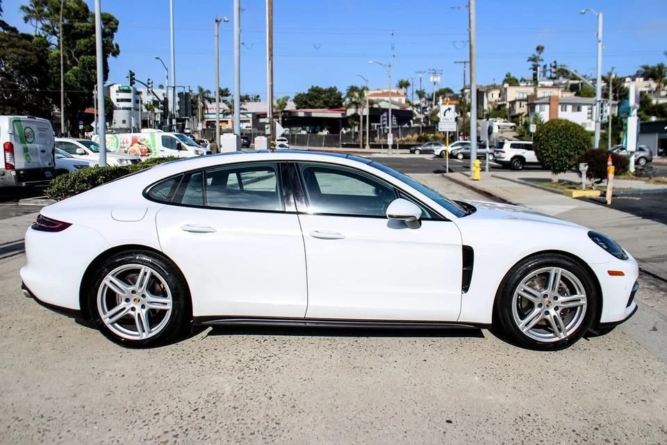 2020 Porsche 971 Panamera - Image 7 of 20