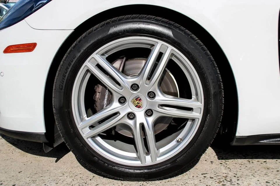 2020 Porsche 971 Panamera - Image 10 of 20