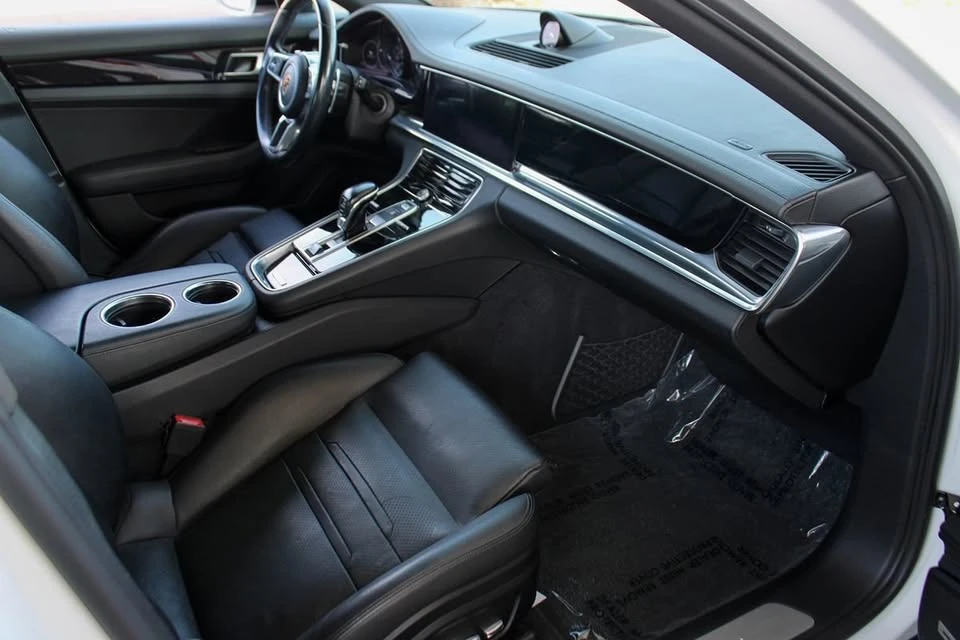 2020 Porsche 971 Panamera - Image 19 of 20