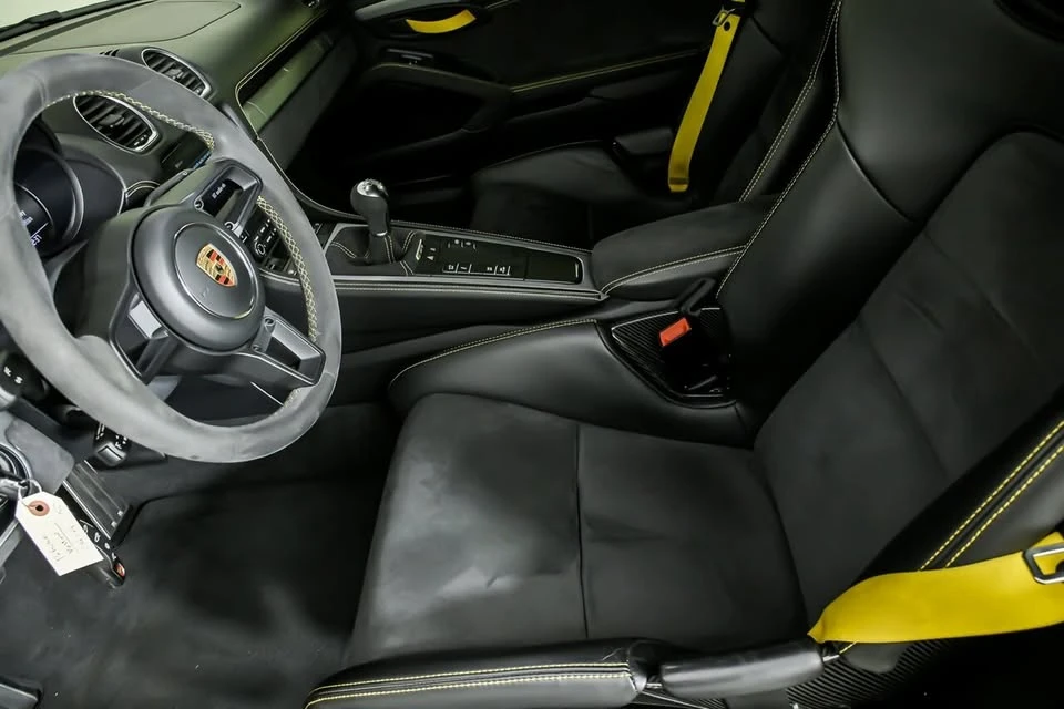 2020 Porsche 718 Cayman GT4 - Image 20 of 20