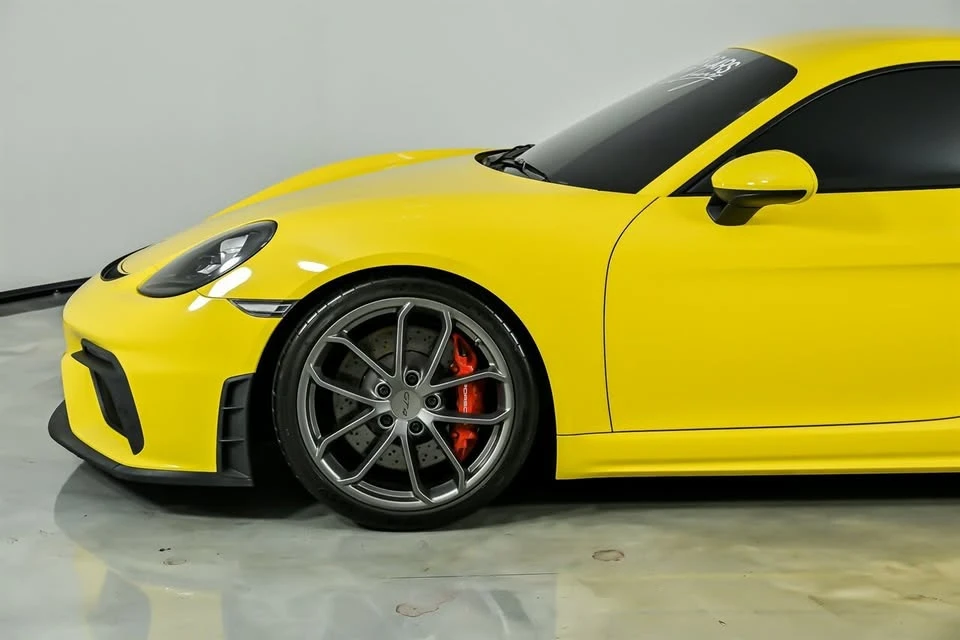 2020 Porsche 718 Cayman GT4 - Image 7 of 20