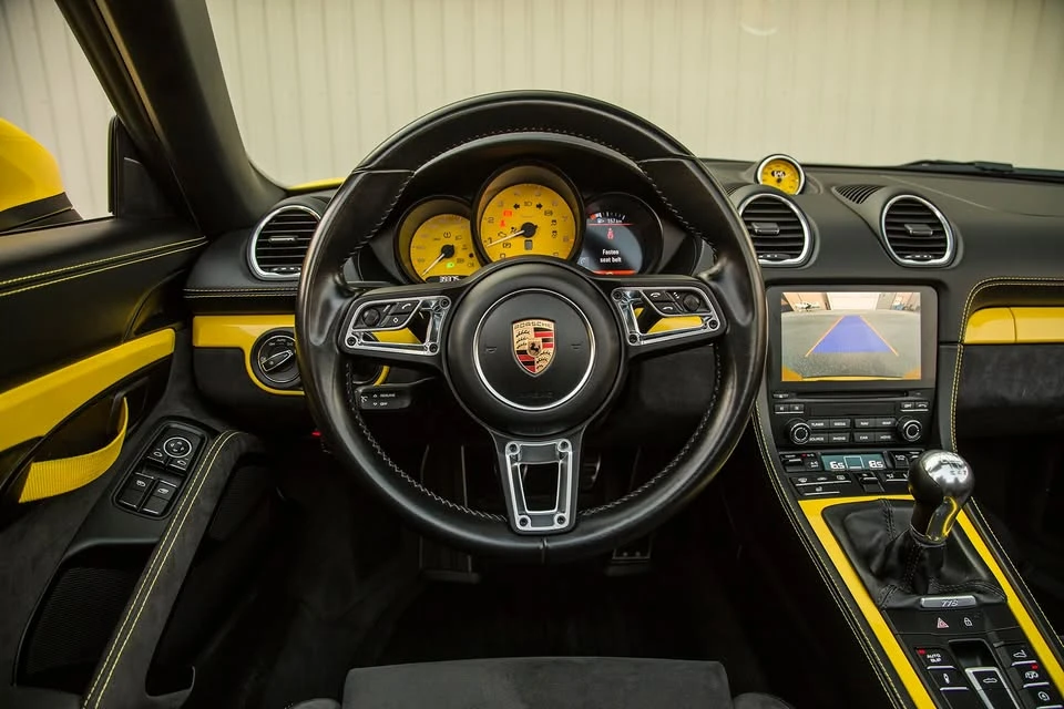2020 Porsche 718 Boxster Spyder - Image 15 of 20
