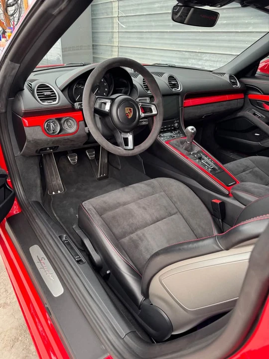 2020 Porsche 718 Boxster Spyder - Image 6 of 9