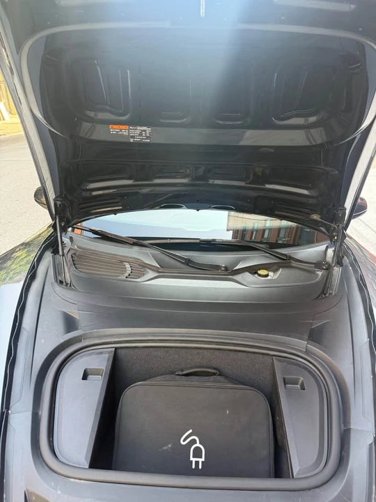 2020 Porsche Taycan 4S - Image 10 of 18
