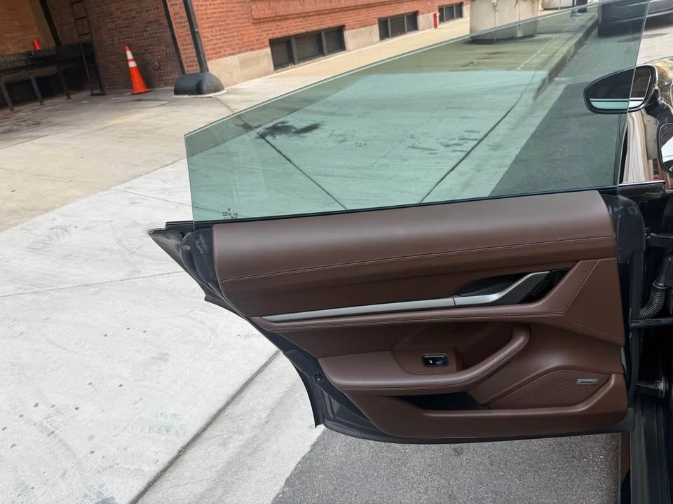 2020 Porsche Taycan 4S - Image 6 of 18