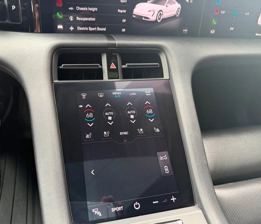 2020 Porsche Taycan 4S - Image 9 of 16