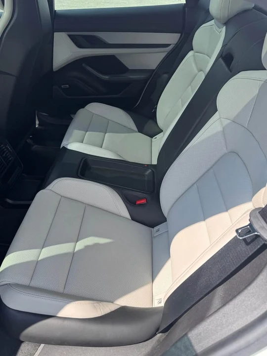 2020 Porsche Taycan 4S - Image 9 of 11