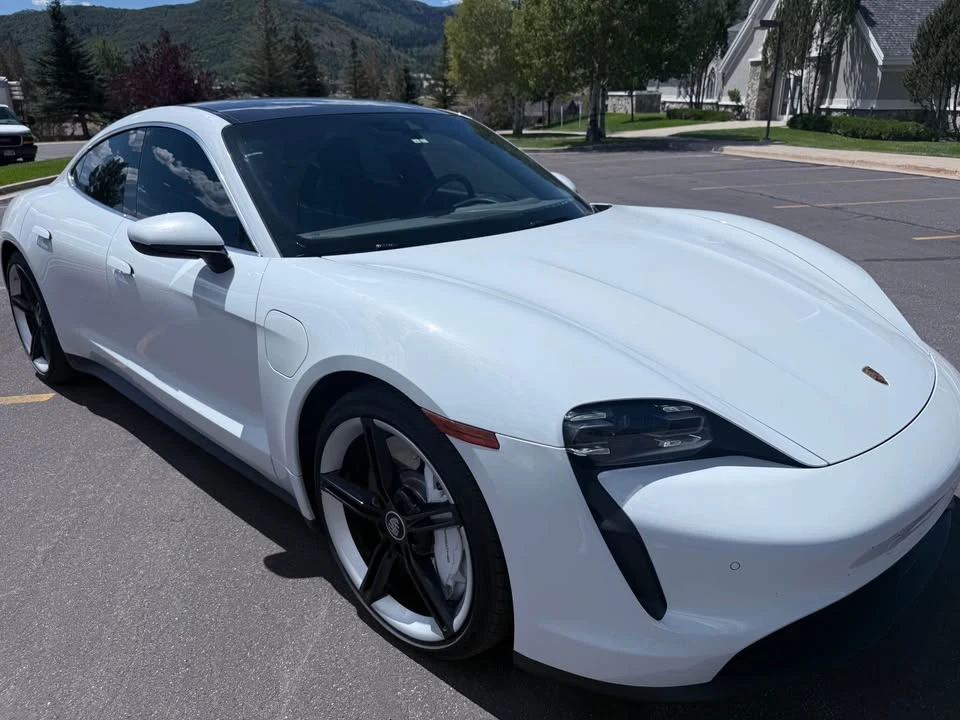 2020 Porsche Taycan 4S - Image 6 of 9