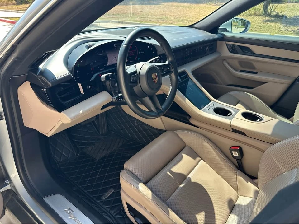2020 Porsche Taycan 4S - Image 8 of 20