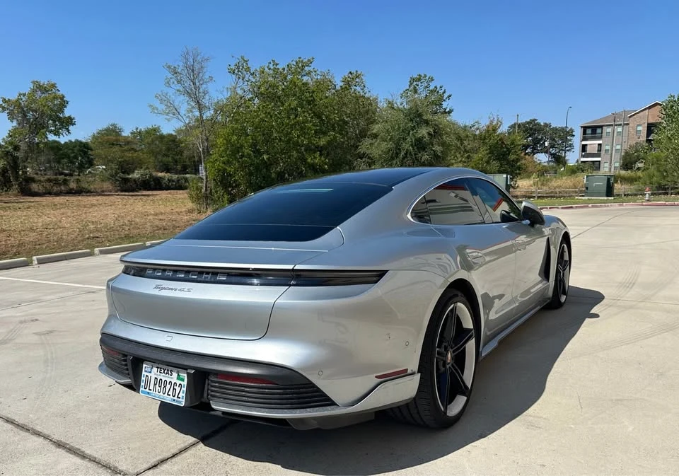 2020 Porsche Taycan 4S - Image 6 of 20
