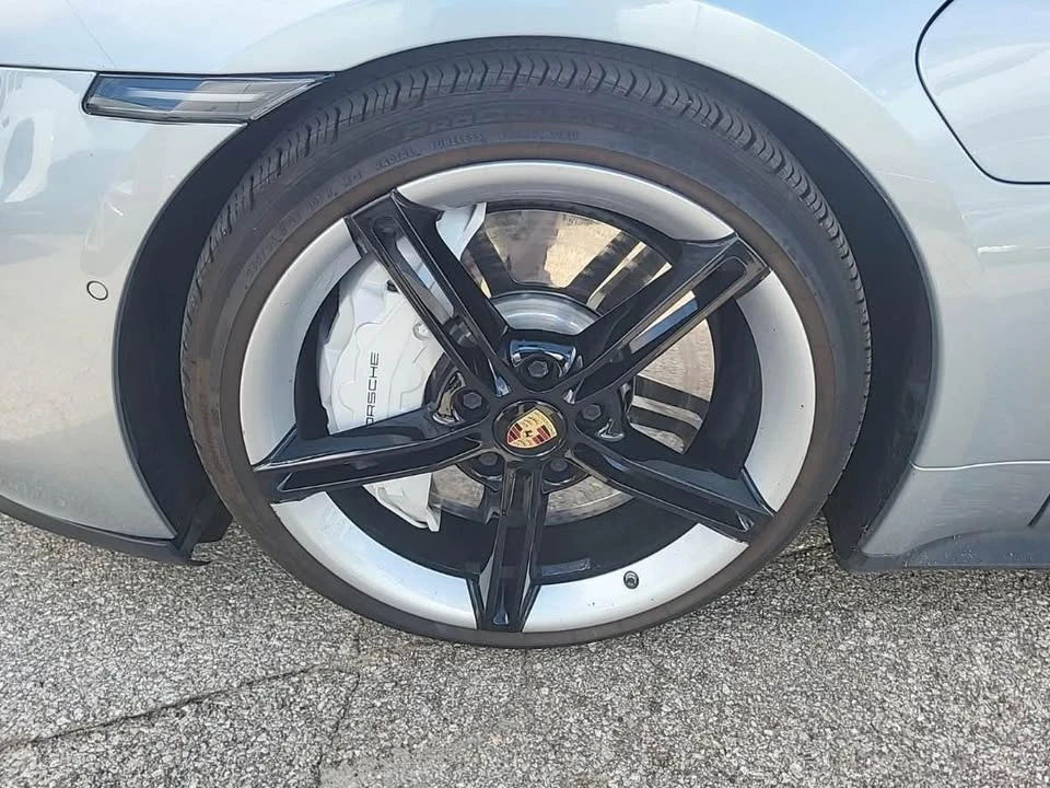 2020 Porsche Taycan 4S - Image 7 of 7