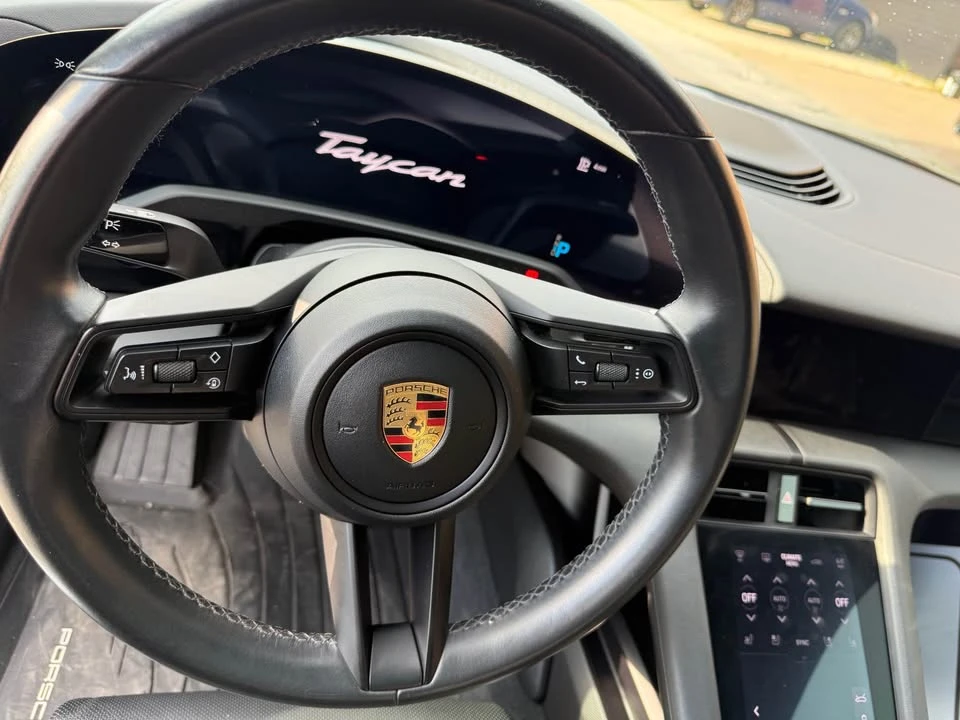 2020 Porsche Taycan - Image 7 of 9