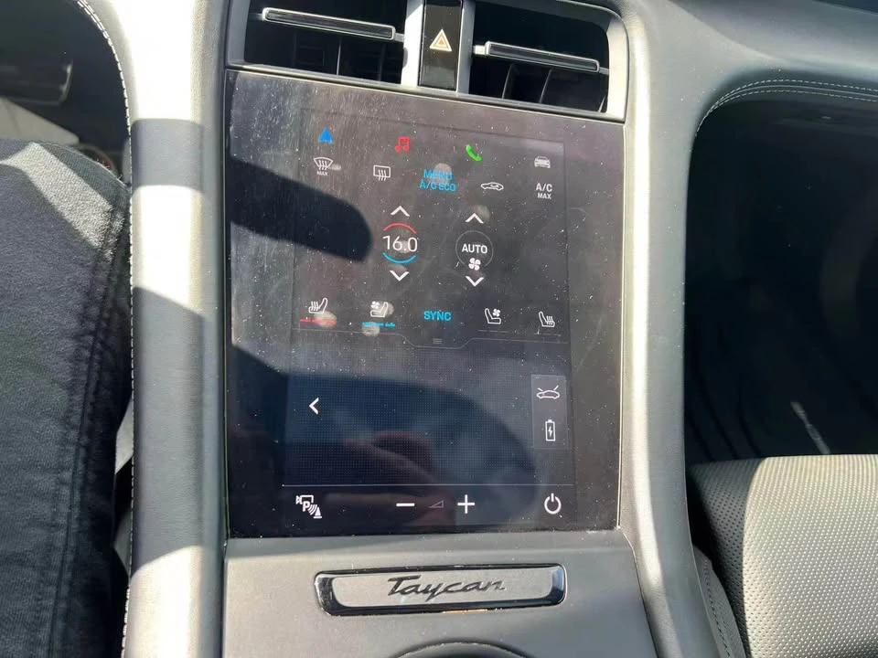 2020 Porsche Taycan - Image 10 of 11
