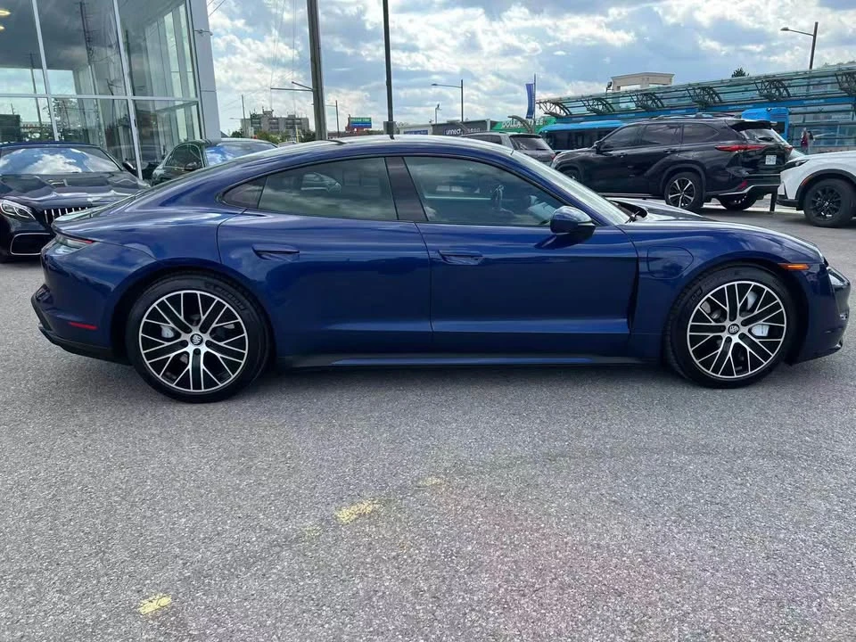 2020 Porsche Taycan - Image 5 of 11