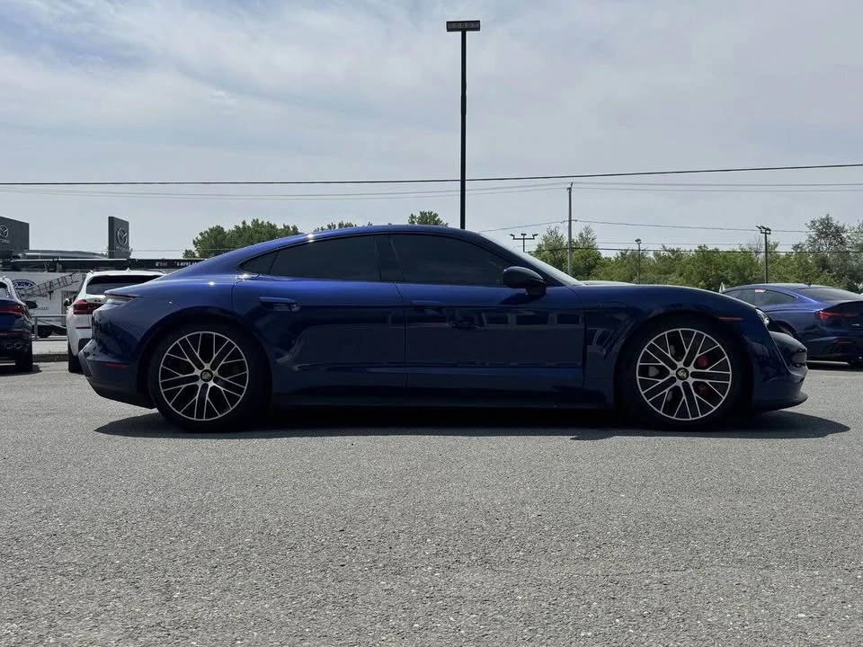 2020 Porsche Taycan - Image 7 of 20