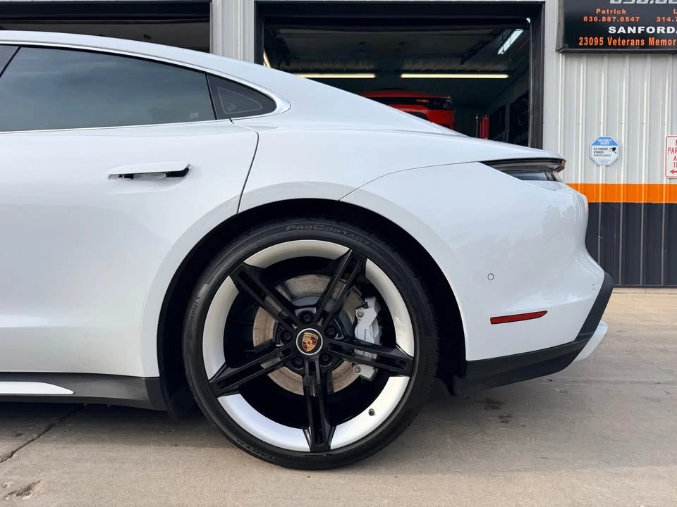 2020 Porsche Taycan Turbo - Image 10 of 20