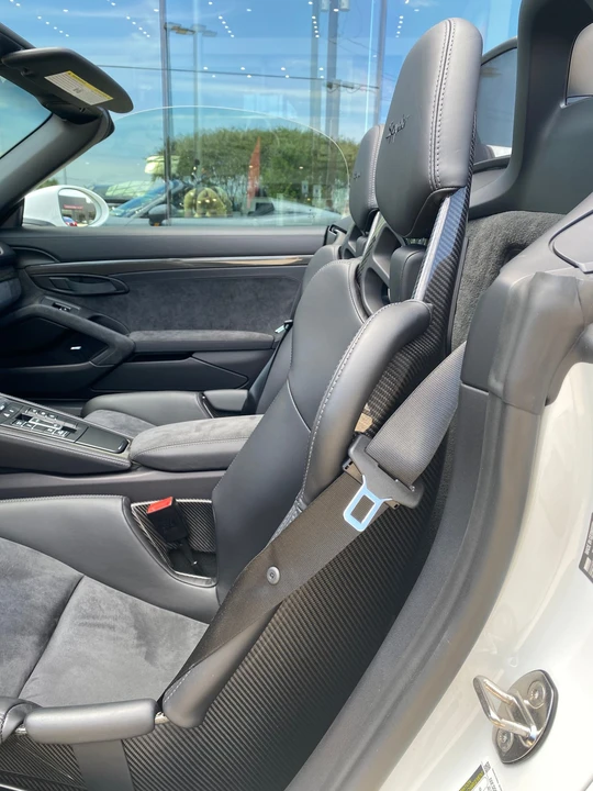 2020 Porsche 718 Boxster Spyder - Image 6 of 8