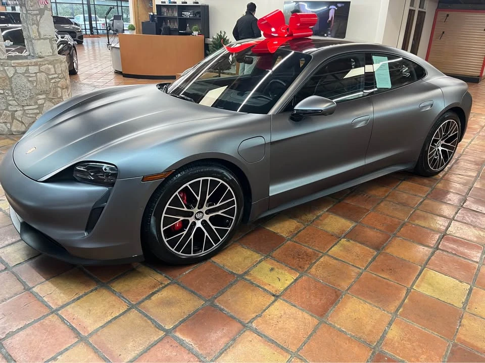 2020 Porsche Taycan 4S - Image 3 of 9