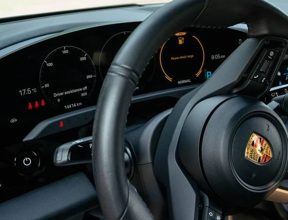 2020 Porsche Taycan 4S - Image 15 of 18
